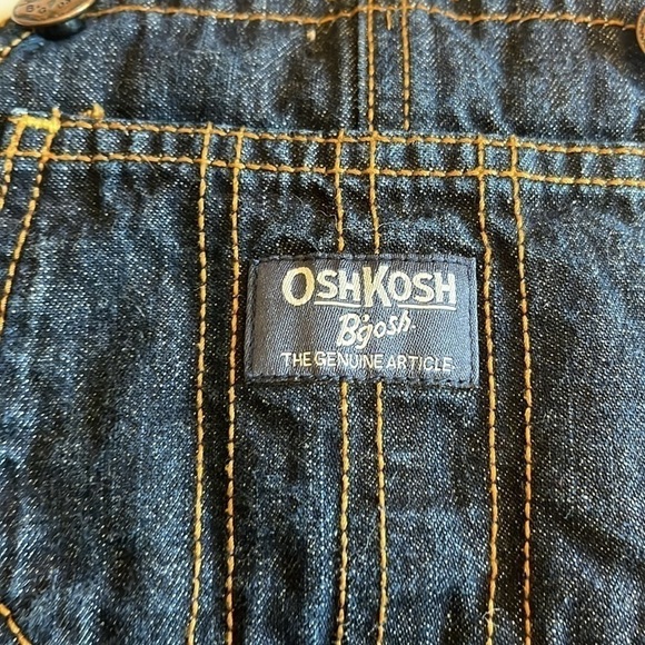 Oshkosh B’gosh-18 months-darker wash blue-carpenter,lined, bib overalls. - Picture 6 of 12